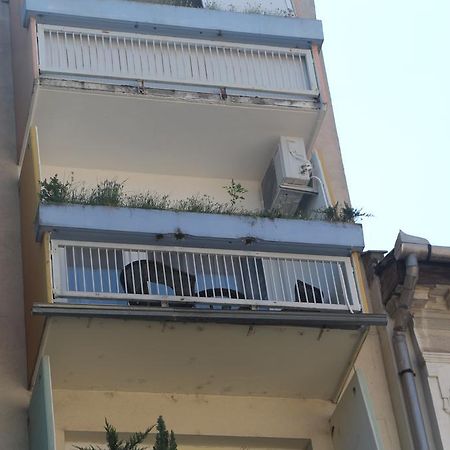 Verona Apartman Szeged Bagian luar foto