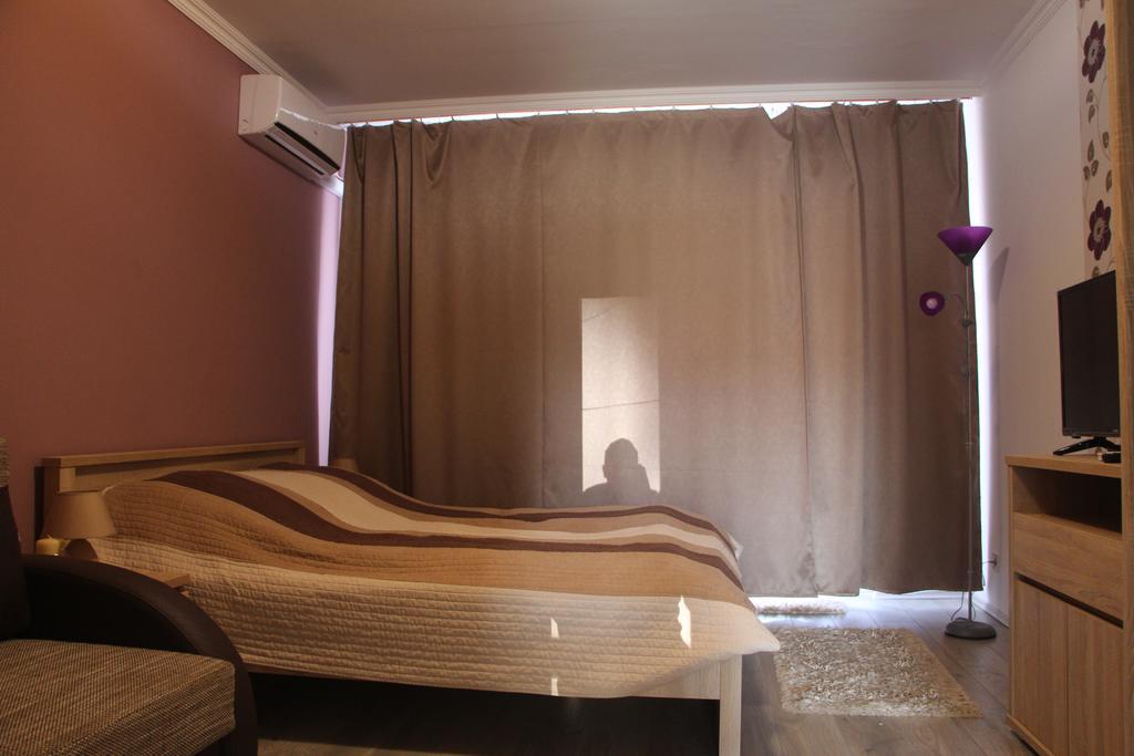 Verona Apartman Szeged Bagian luar foto