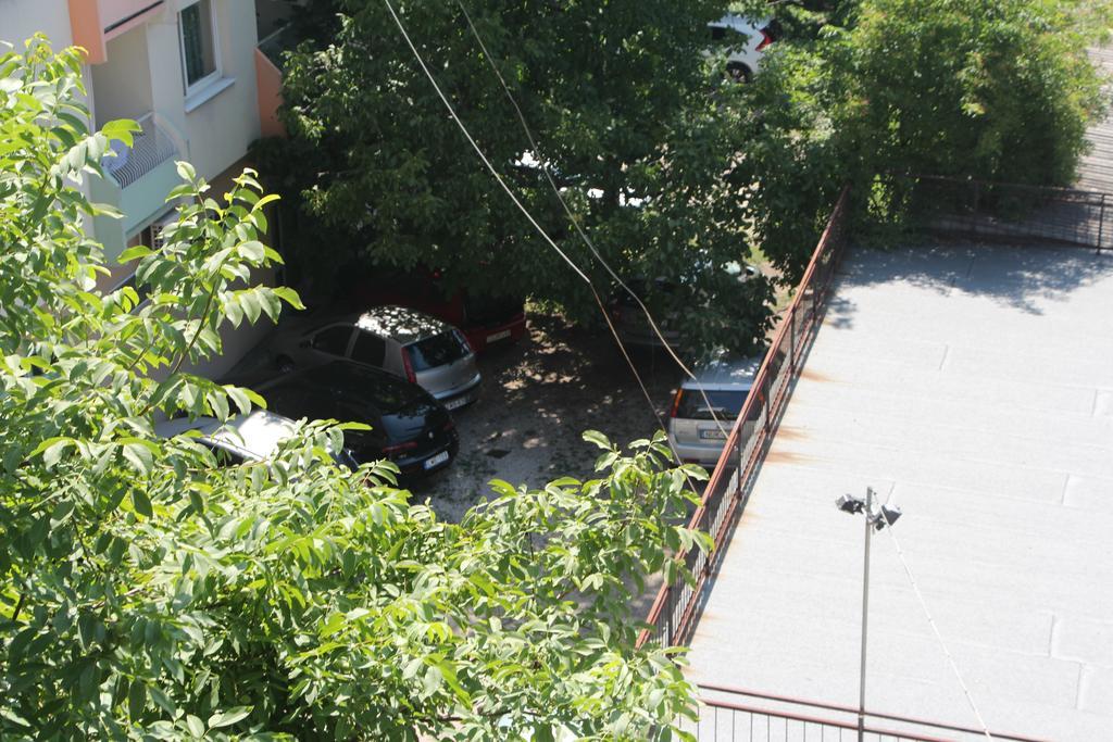 Verona Apartman Szeged Bagian luar foto