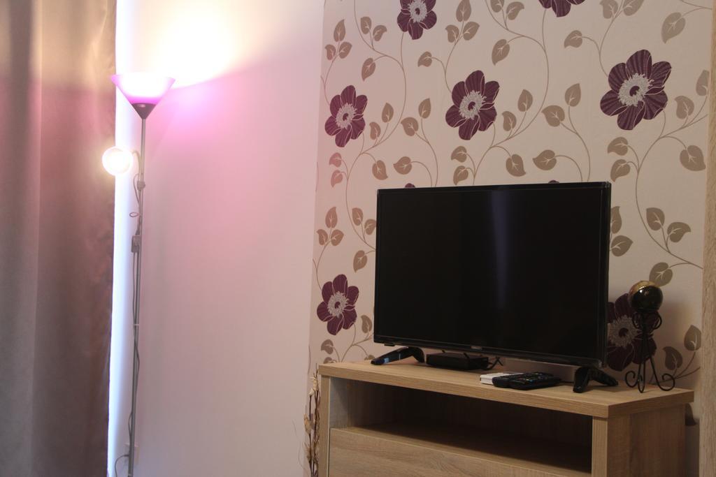 Verona Apartman Szeged Bagian luar foto